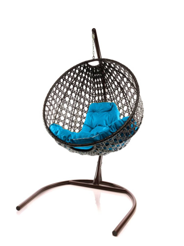Подвесное кресло КРУГ ЛЮКС с ротангом коричневое, голубая подушка - купить в интернет-магазине Diopt.ru